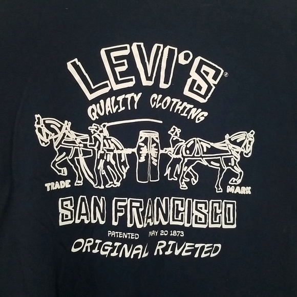 Levi's shirt - Picture 2 of 4